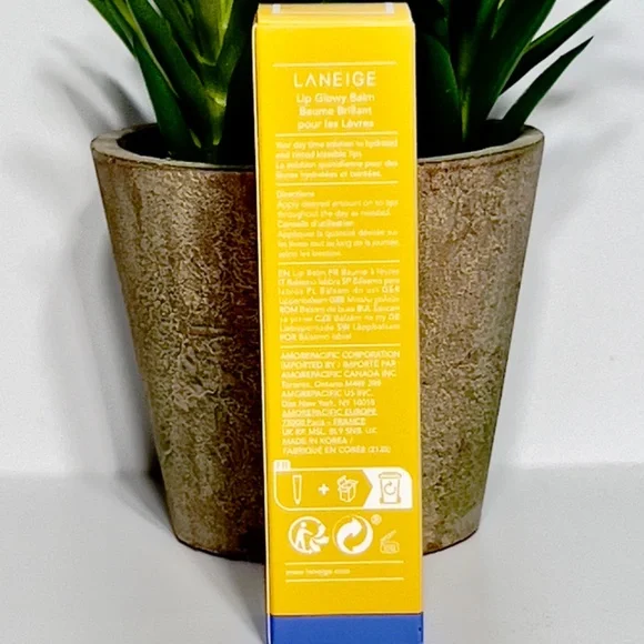 NIB Laneige Lip Glowy Balm ▪️PEACH ▪️ Full Size - Picture 3 of 4